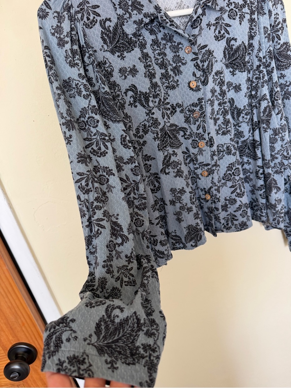 Intimately Free People Blue Button-Front Floral Print Shirt - Picture 3 of 9